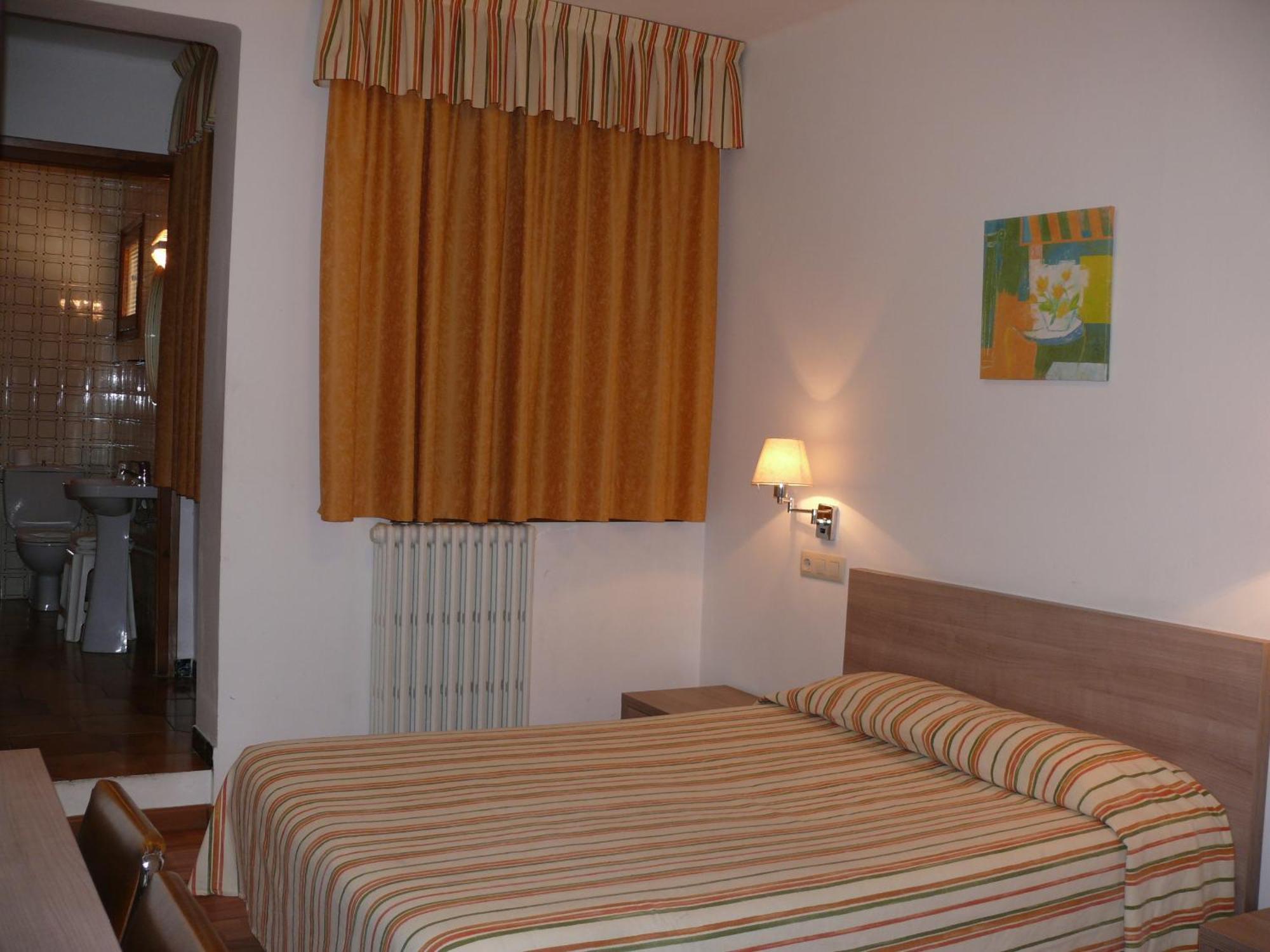 Hostal Muntanya Artesa de Segre 외부 사진
